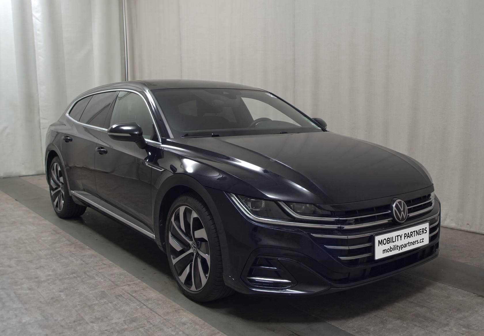 Dovezený vůz Volkswagen Arteon, číslo 2919