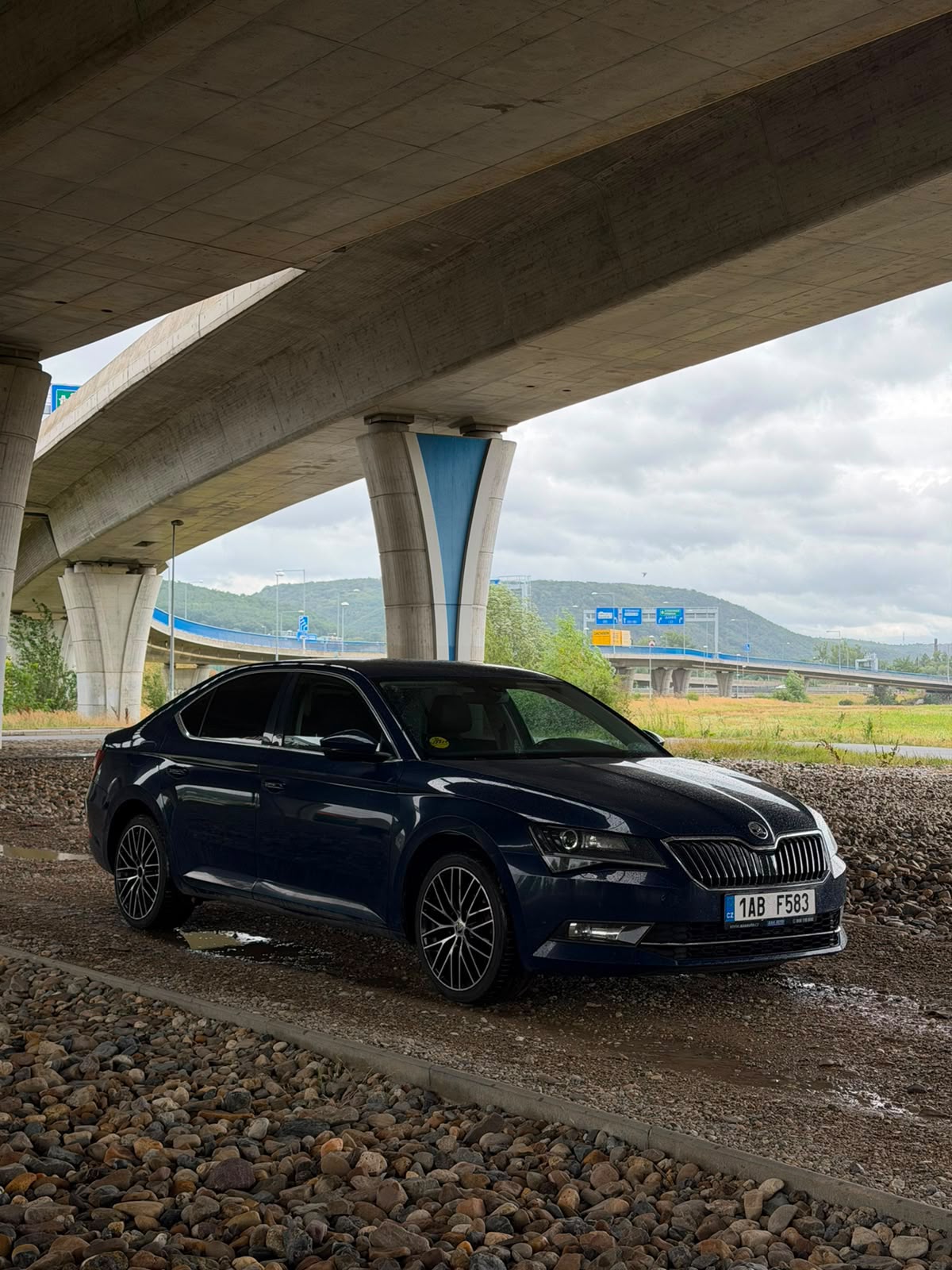 Dovezený vůz Škoda Superb III, číslo 1583